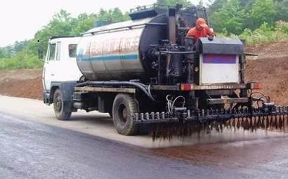 How to choose an asphalt spreader that suits your needs
